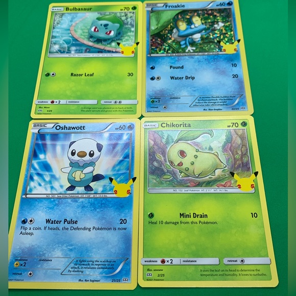 4 Pokemon Cards - Picture 2 of 3